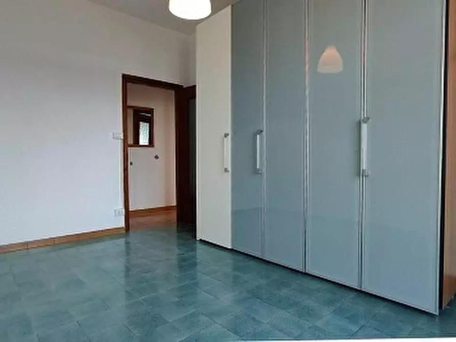 Immagine 4 di Appartamento in vendita  a Carrara