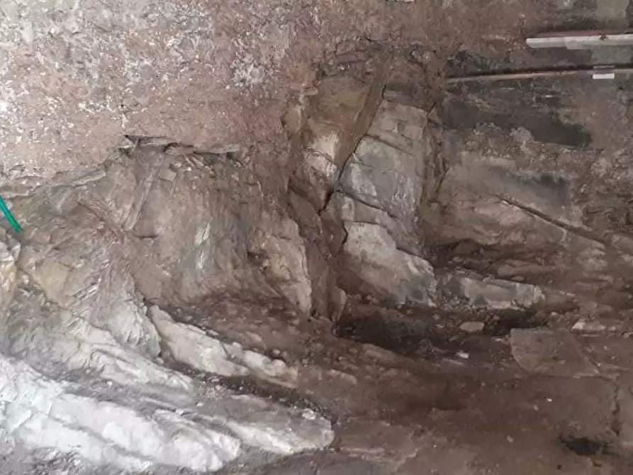 Immagine 26 di Terratetto in vendita  a Ortonovo