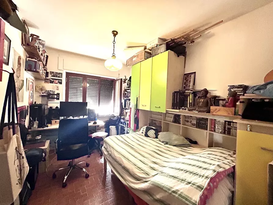 Immagine 11 di Casa semindipendente in vendita  a Ortonovo