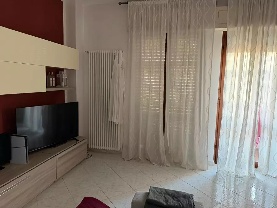 Immagine 5 di Appartamento in vendita  a Ortonovo