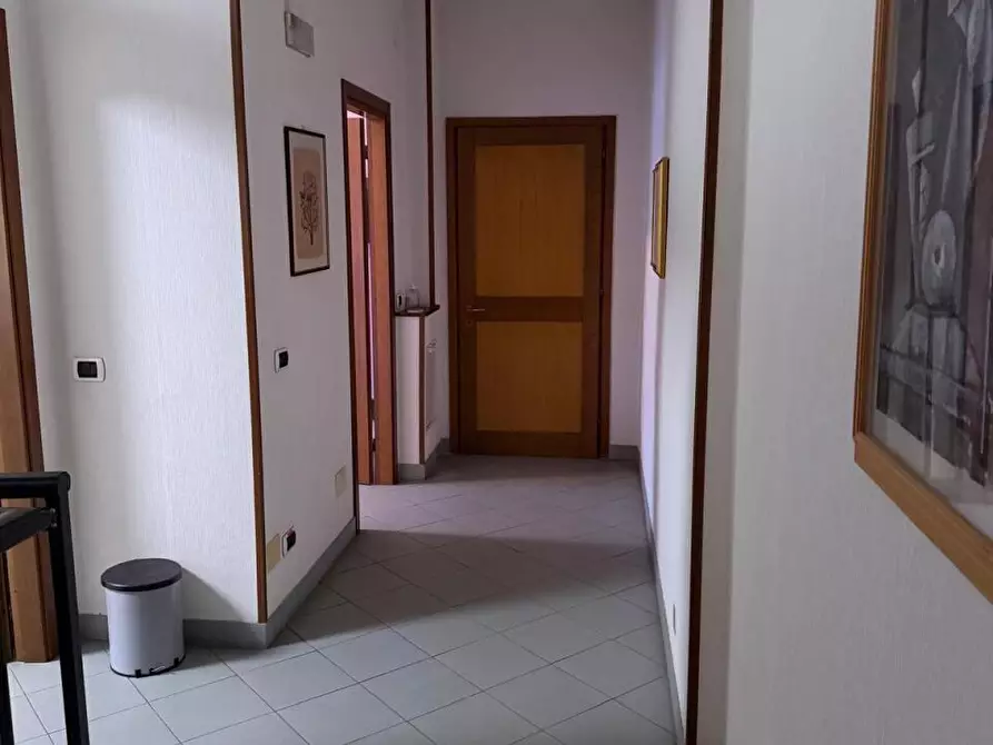 Immagine 6 di Appartamento in vendita  a Castelnuovo Magra