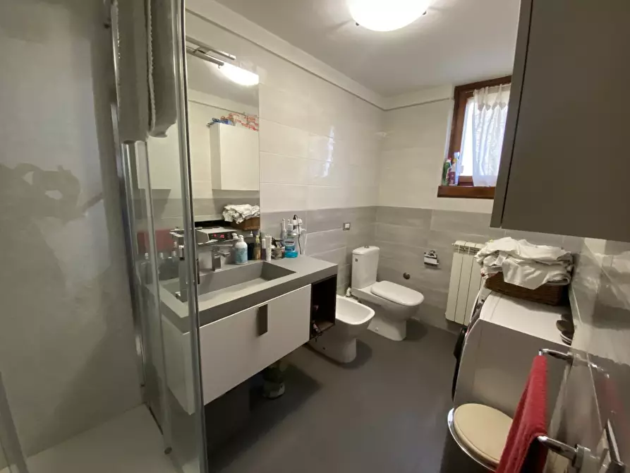 Immagine 6 di Casa semindipendente in vendita  a Castelnuovo Magra