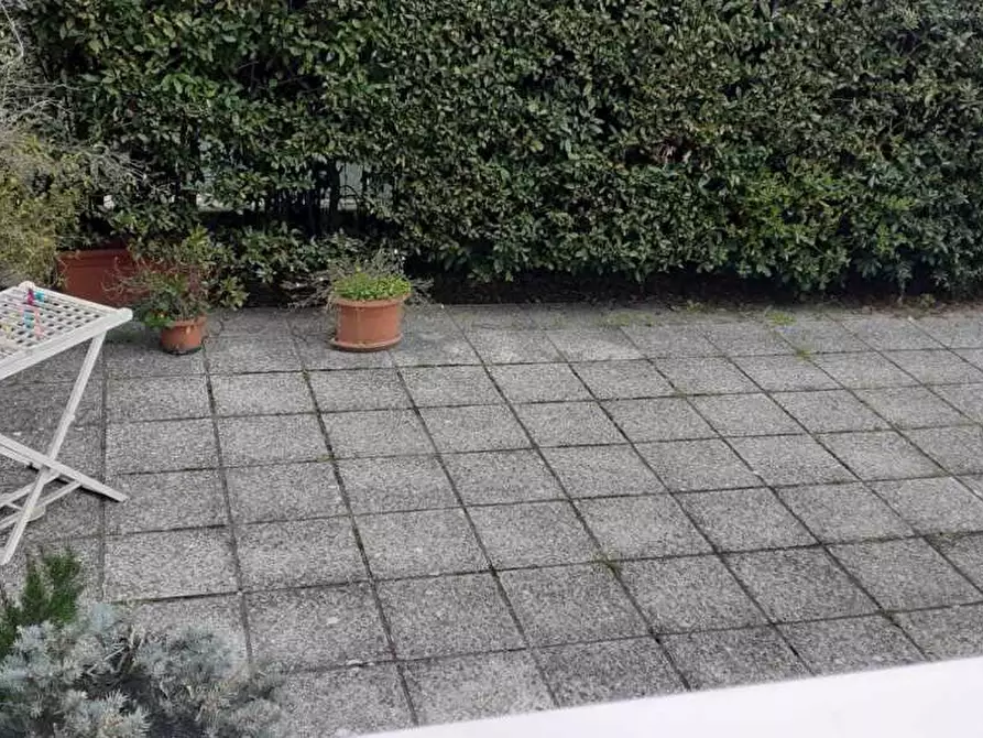 Immagine 15 di Appartamento in vendita  a Carrara