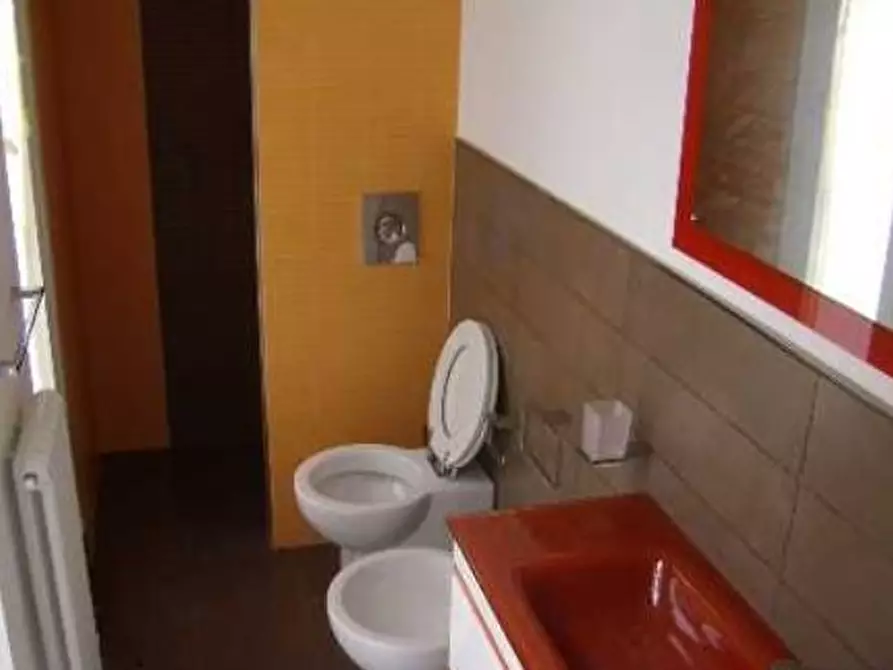 Immagine 7 di Casa semindipendente in vendita  a Carrara
