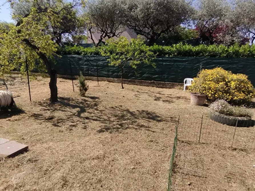 Immagine 8 di Casa indipendente in vendita  a Castelnuovo Magra