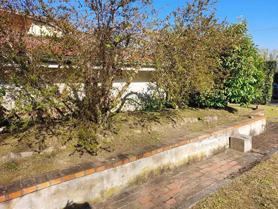 Immagine 22 di Casa semindipendente in vendita  a Ameglia