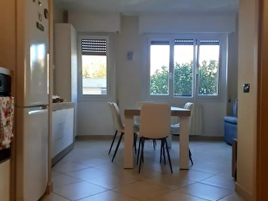 Immagine 1 di Appartamento in vendita  a Carrara