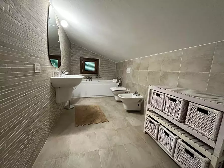 Immagine 32 di Villa in vendita  a Sarzana