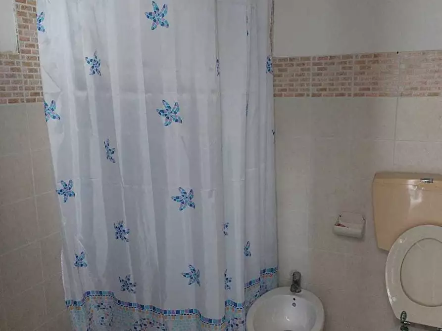 Immagine 6 di Palazzo in vendita  a Castelnuovo Magra