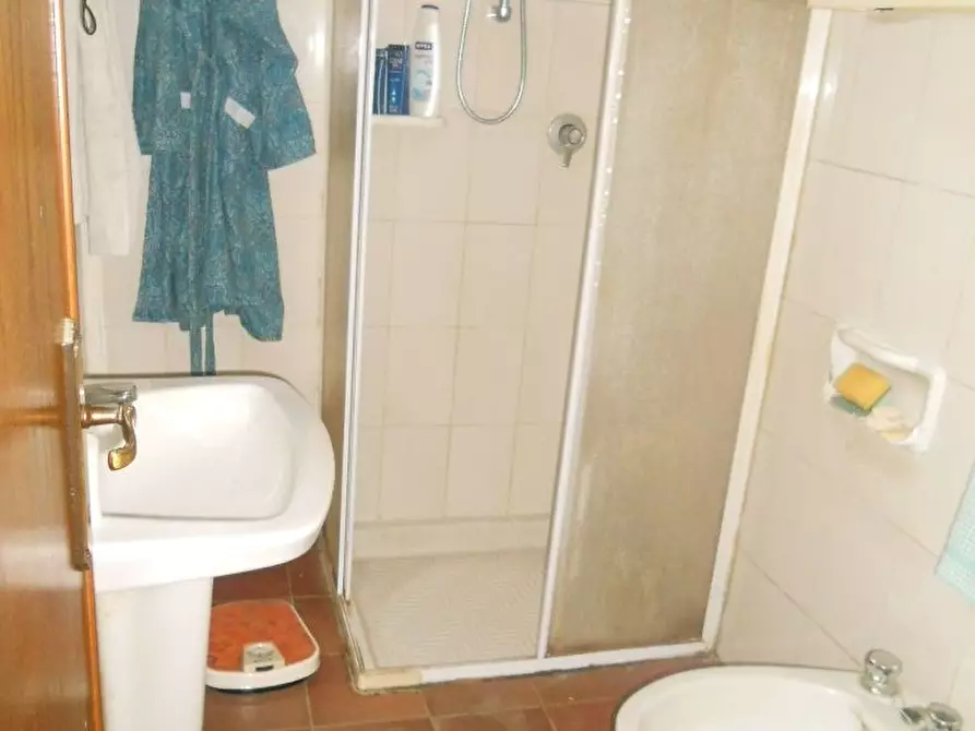 Immagine 6 di Villa in vendita  a Castelnuovo Magra