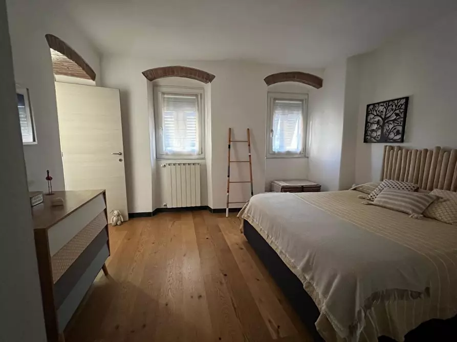 Immagine 13 di Casa indipendente in vendita  a Castelnuovo Magra