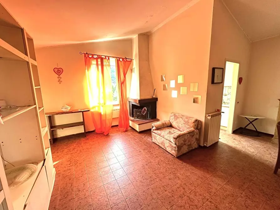 Immagine 1 di Appartamento in vendita  a Ameglia