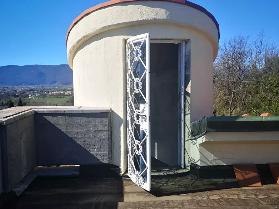 Immagine 43 di Villa in vendita  a Castelnuovo Magra