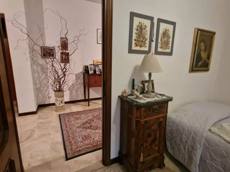 Immagine 20 di Casa bifamiliare in vendita  a Sarzana