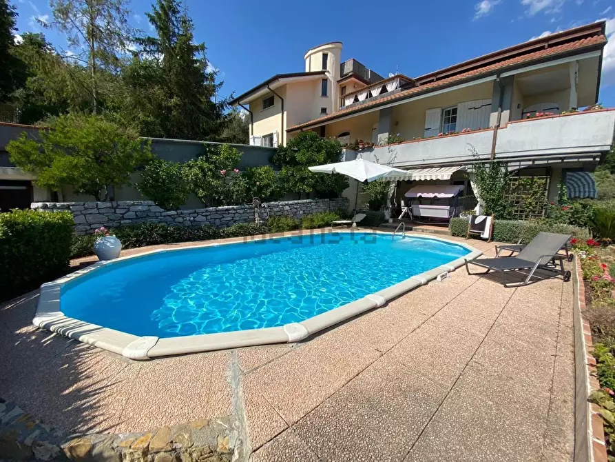 Immagine 63 di Villa in vendita  a Castelnuovo Magra