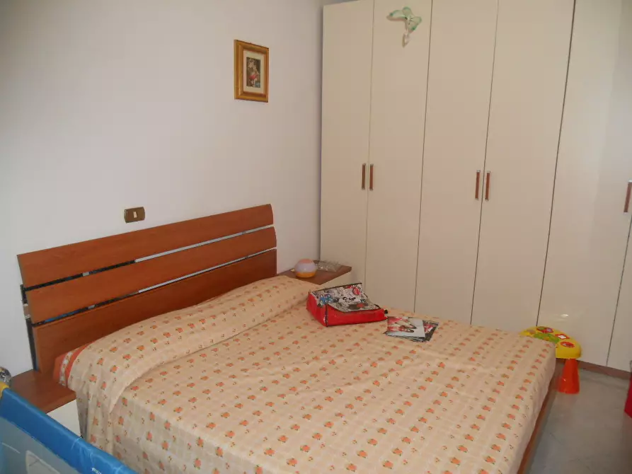 Immagine 18 di Appartamento in vendita  a Castelnuovo Magra