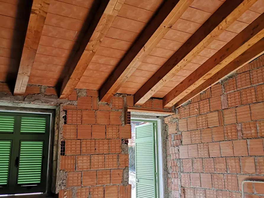 Immagine 13 di Casa semindipendente in vendita  a Fosdinovo