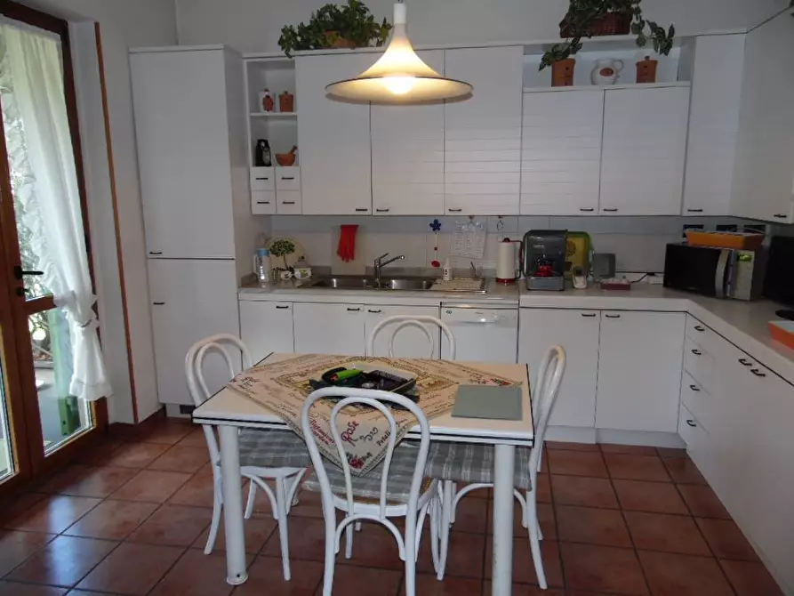 Immagine 15 di Villa in vendita  a Aulla