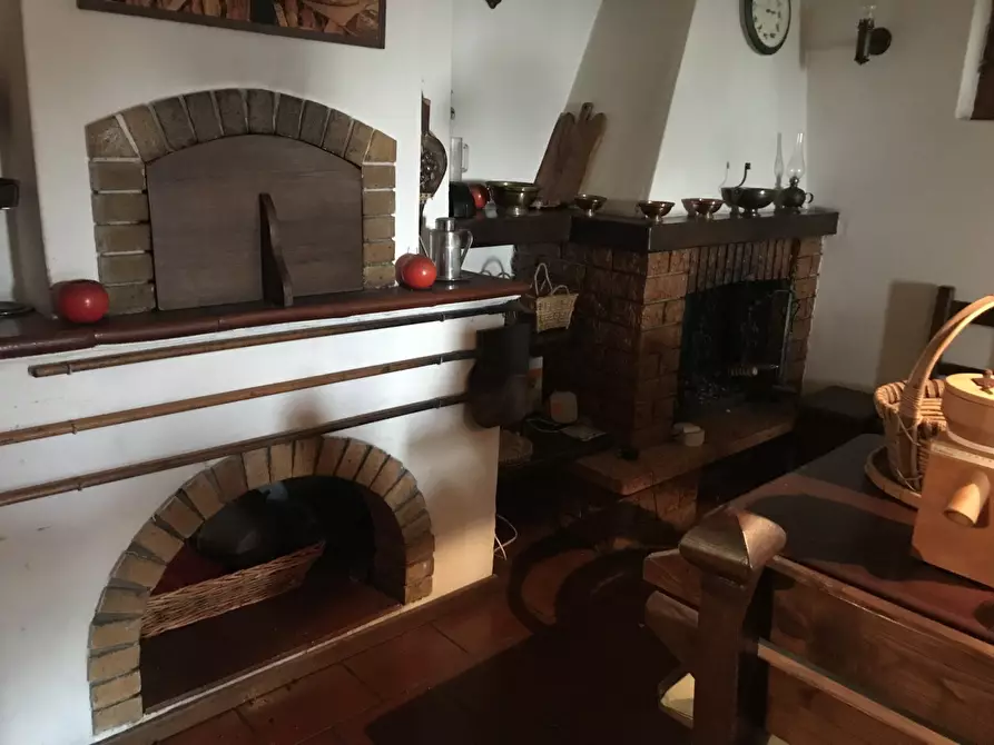 Immagine 6 di Villa in vendita  a Sarzana