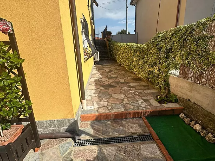 Immagine 35 di Casa indipendente in vendita  a Castelnuovo Magra