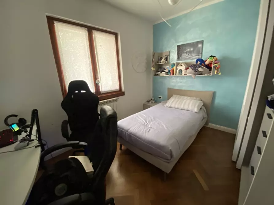 Immagine 9 di Casa semindipendente in vendita  a Castelnuovo Magra