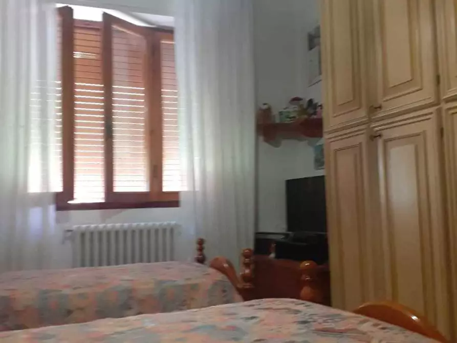 Immagine 19 di Casa semindipendente in vendita  a Carrara