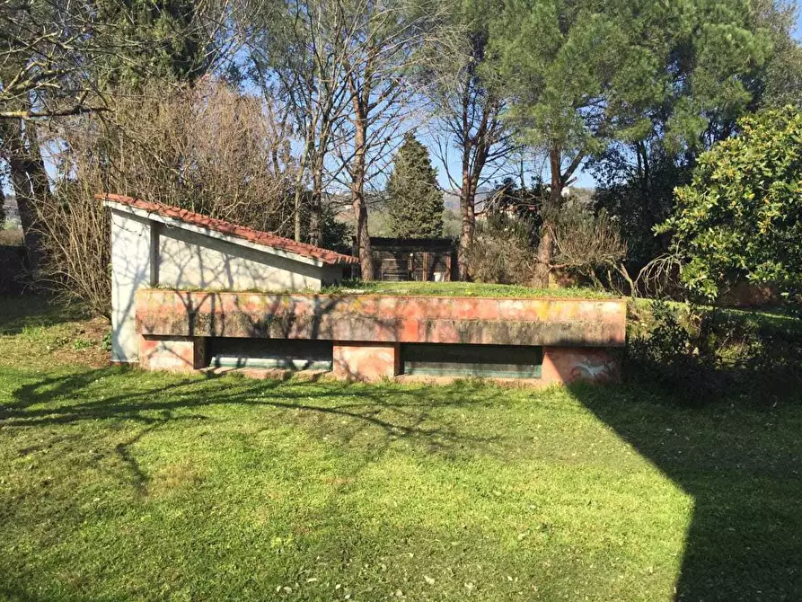 Immagine 14 di Villa in vendita  a Castelnuovo Magra