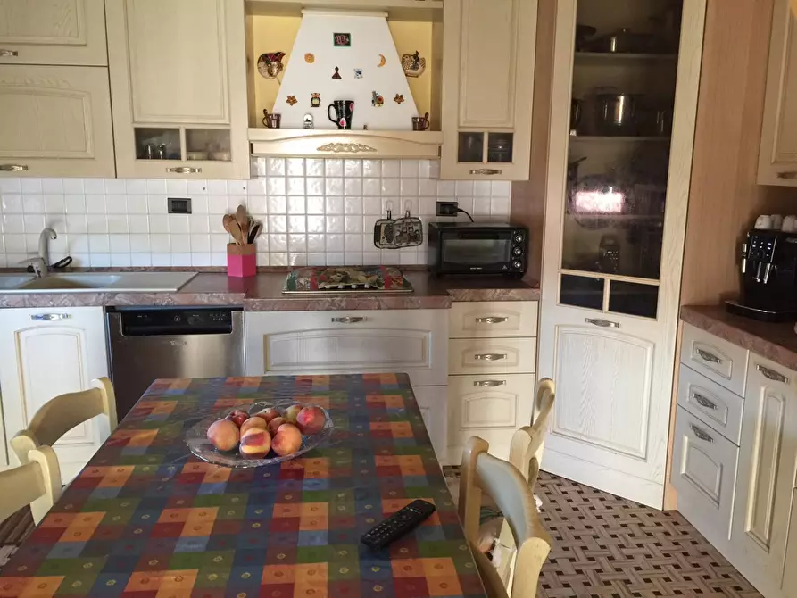 Immagine 8 di Casa semindipendente in vendita  a Castelnuovo Magra