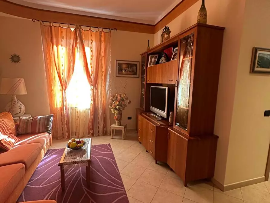 Immagine 3 di Casa indipendente in vendita  a Castelnuovo Magra