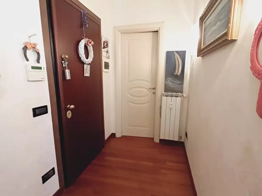 Immagine 16 di Appartamento in vendita  a Viareggio