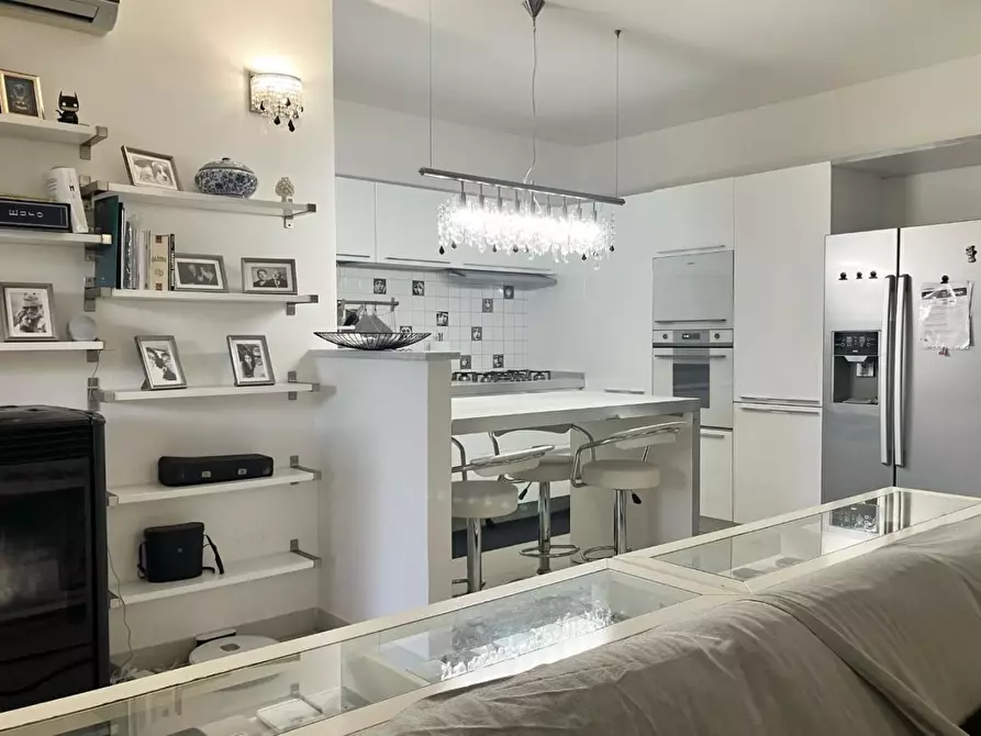 Immagine 7 di Villa in vendita  a Sarzana