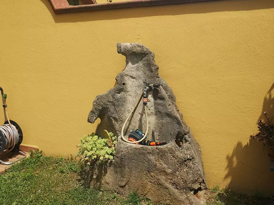 Immagine 32 di Terratetto in vendita  a Castelnuovo Magra