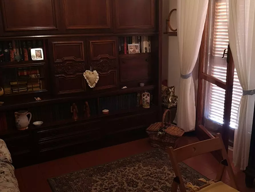 Immagine 35 di Casa semindipendente in vendita  a Ortonovo