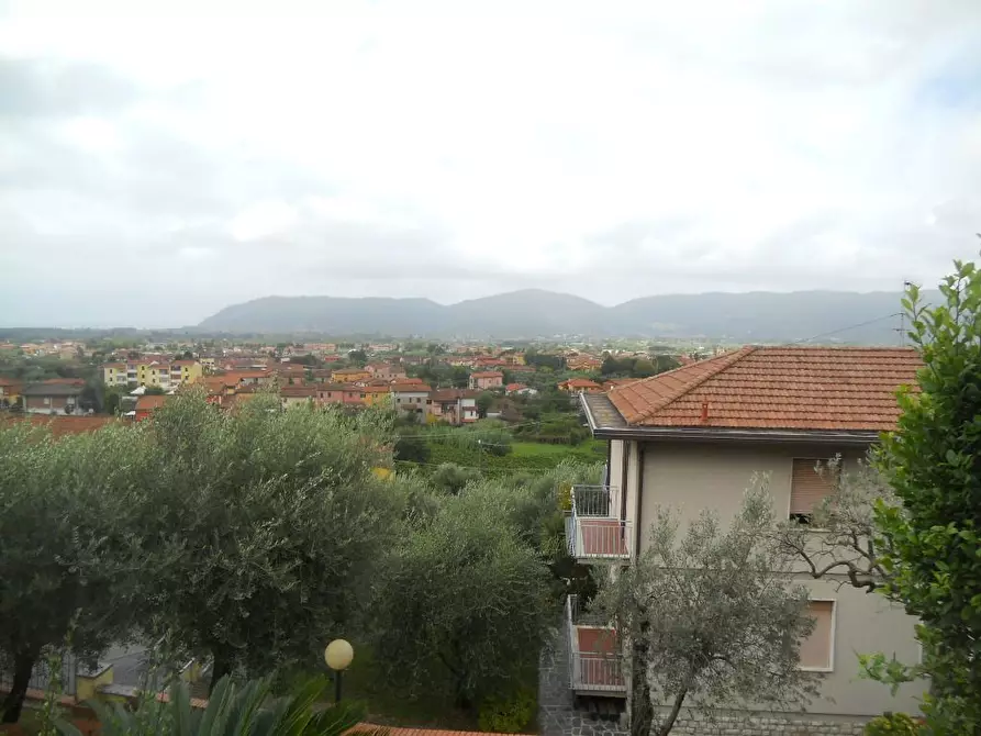 Immagine 20 di Villa in vendita  a Castelnuovo Magra