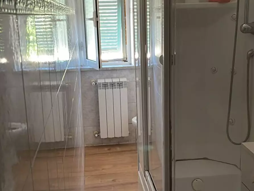 Immagine 12 di Casa semindipendente in vendita  a Sarzana