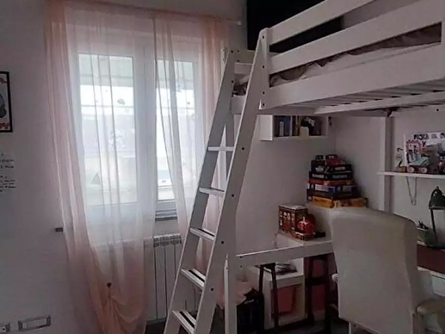 Immagine 12 di Casa semindipendente in vendita  a Sarzana