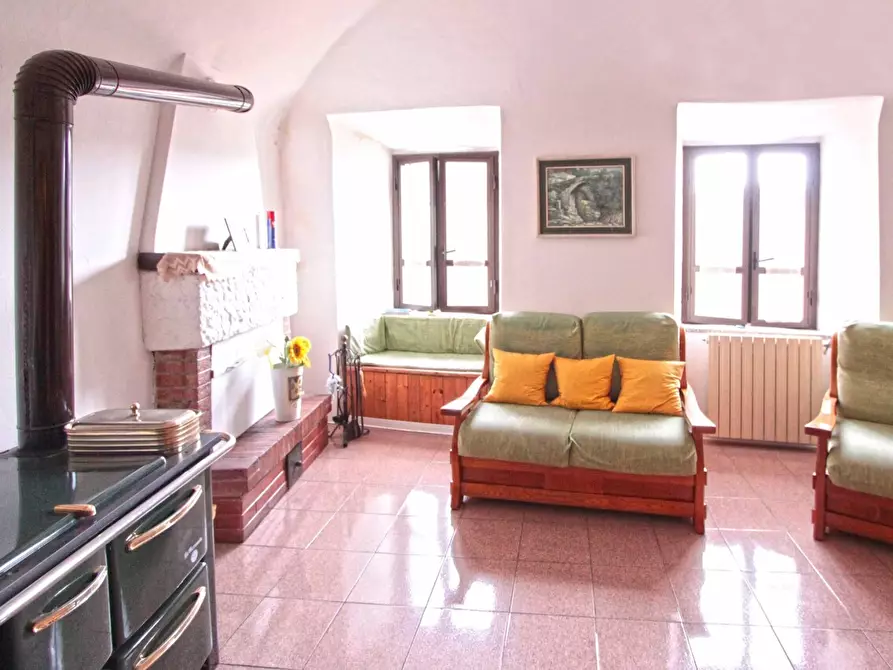 Immagine 7 di Terratetto in vendita  a Licciana Nardi