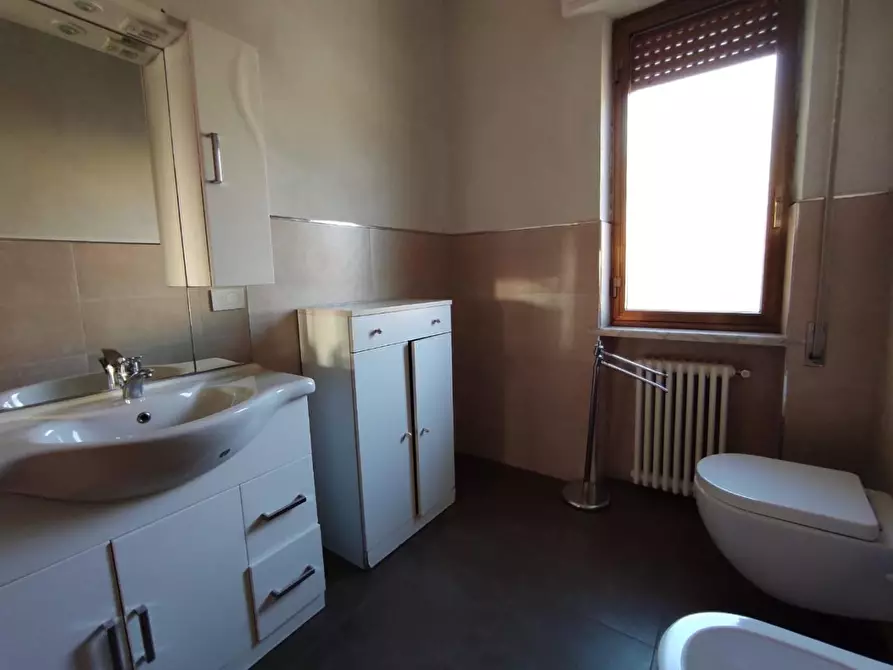 Immagine 8 di Casa semindipendente in vendita  a Ortonovo