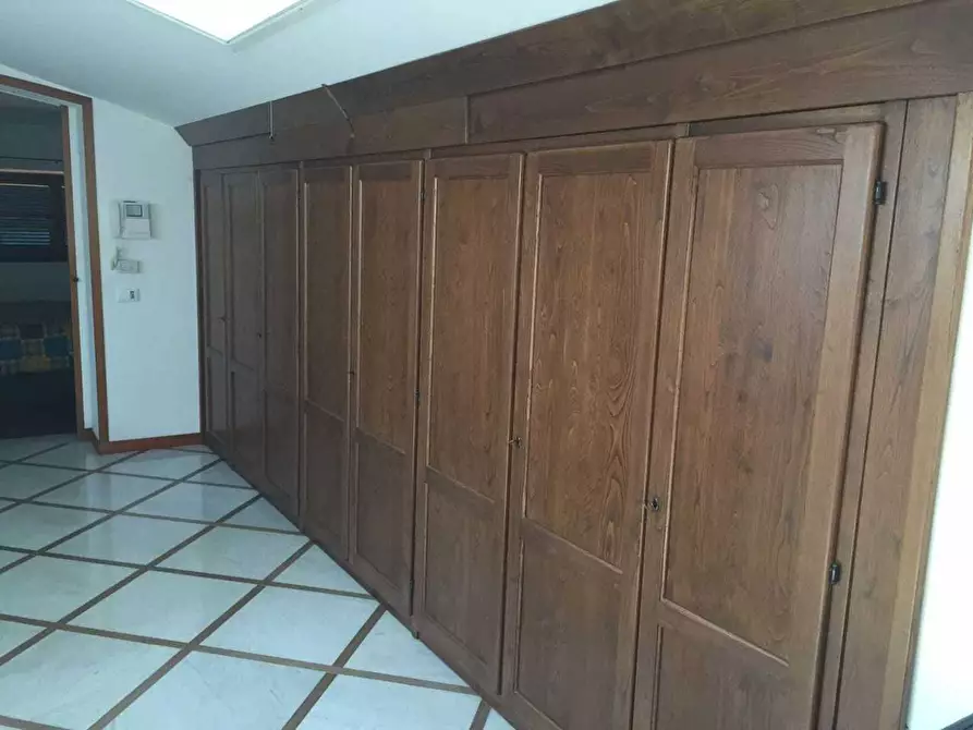 Immagine 22 di Villa in vendita  a Castelnuovo Magra