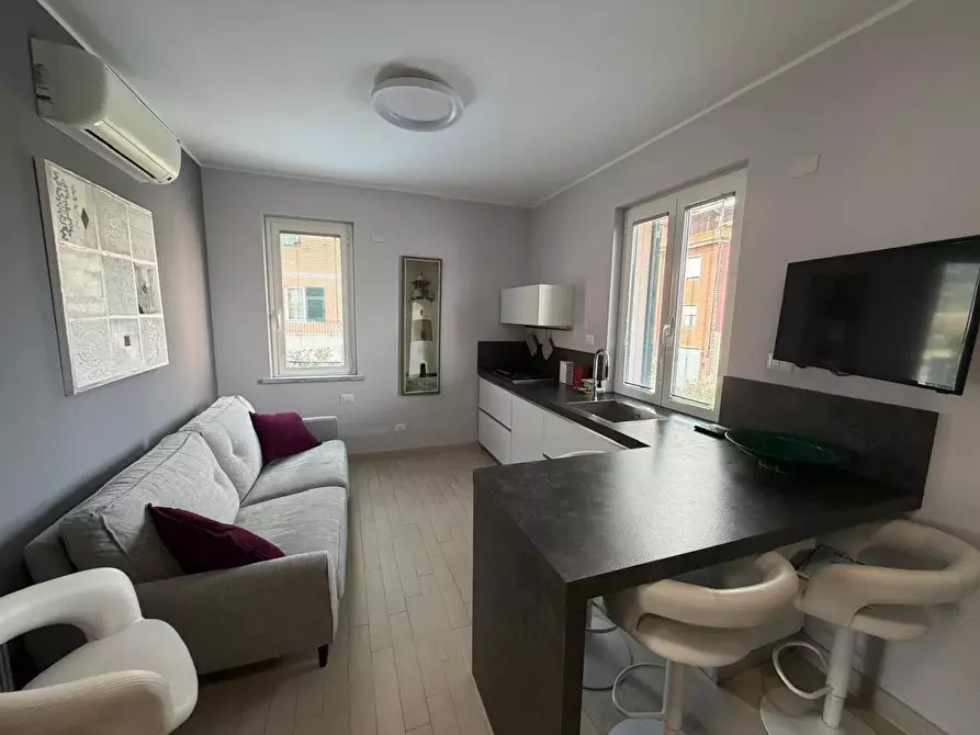 Immagine 1 di Terratetto in vendita  a Ameglia