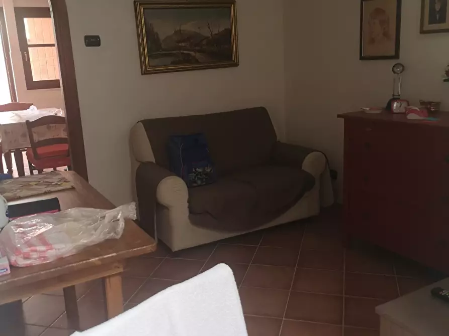 Immagine 5 di Villa in vendita  a Castelnuovo Magra