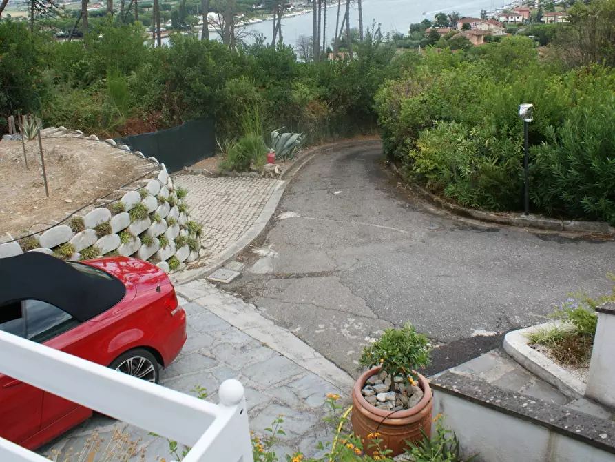 Immagine 28 di Terratetto in vendita  a Ameglia