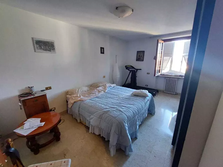 Immagine 9 di Terratetto in vendita  a Castelnuovo Magra