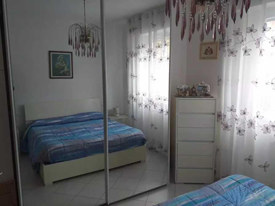 Immagine 10 di Appartamento in vendita  a Carrara