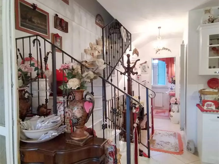 Immagine 6 di Terratetto in vendita  a Castelnuovo Magra