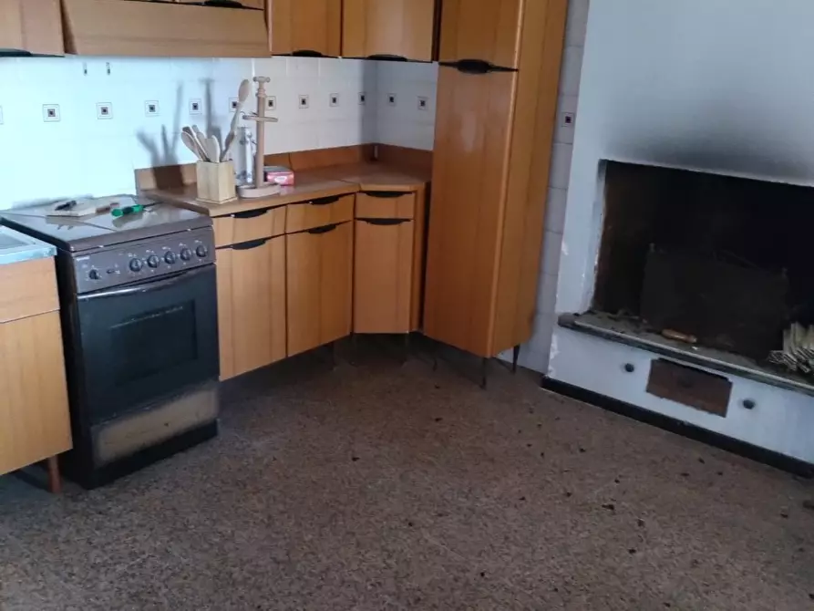 Immagine 12 di Terratetto in vendita  a Castelnuovo Magra