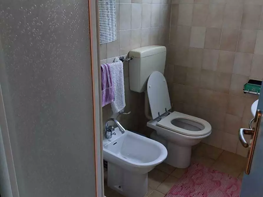 Immagine 15 di Appartamento in vendita  a Carrara