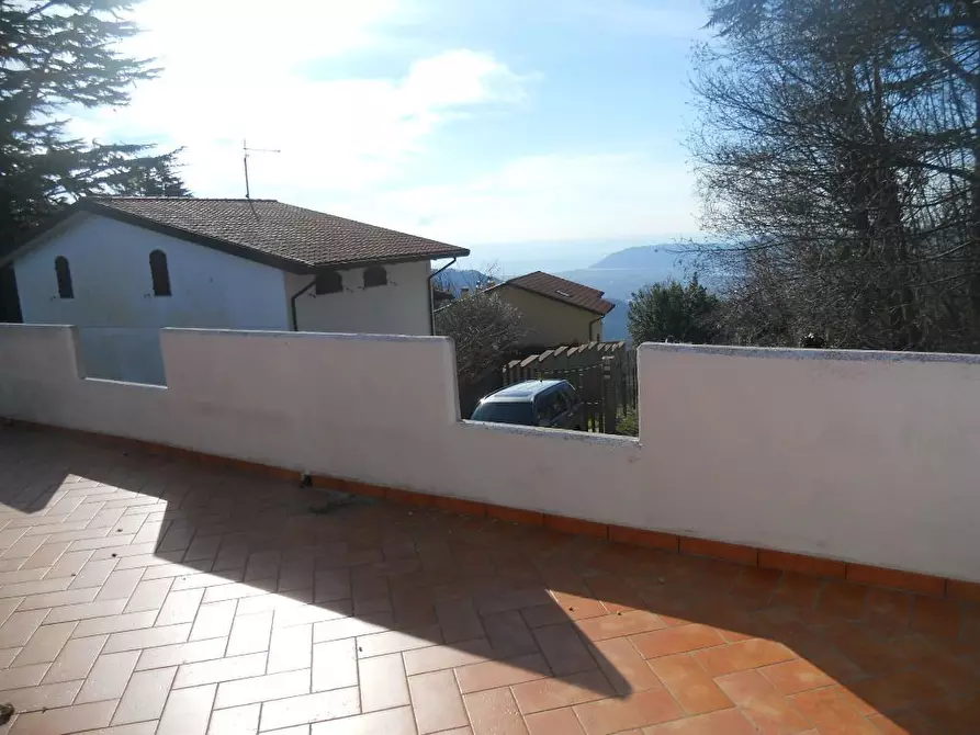 Immagine 13 di Villa in vendita  a Fosdinovo