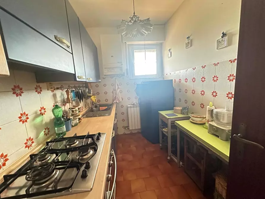 Immagine 9 di Appartamento in vendita  a Ortonovo