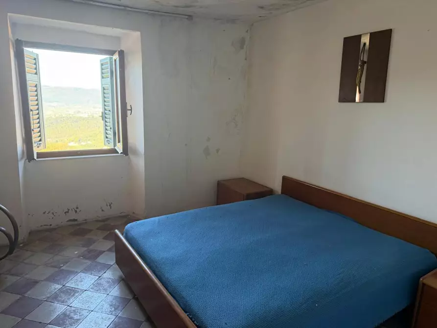 Immagine 19 di Terratetto in vendita  a Ortonovo